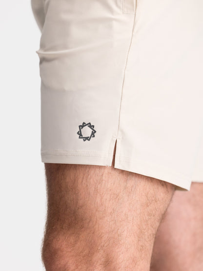 Everyday Essential Short 6.5"